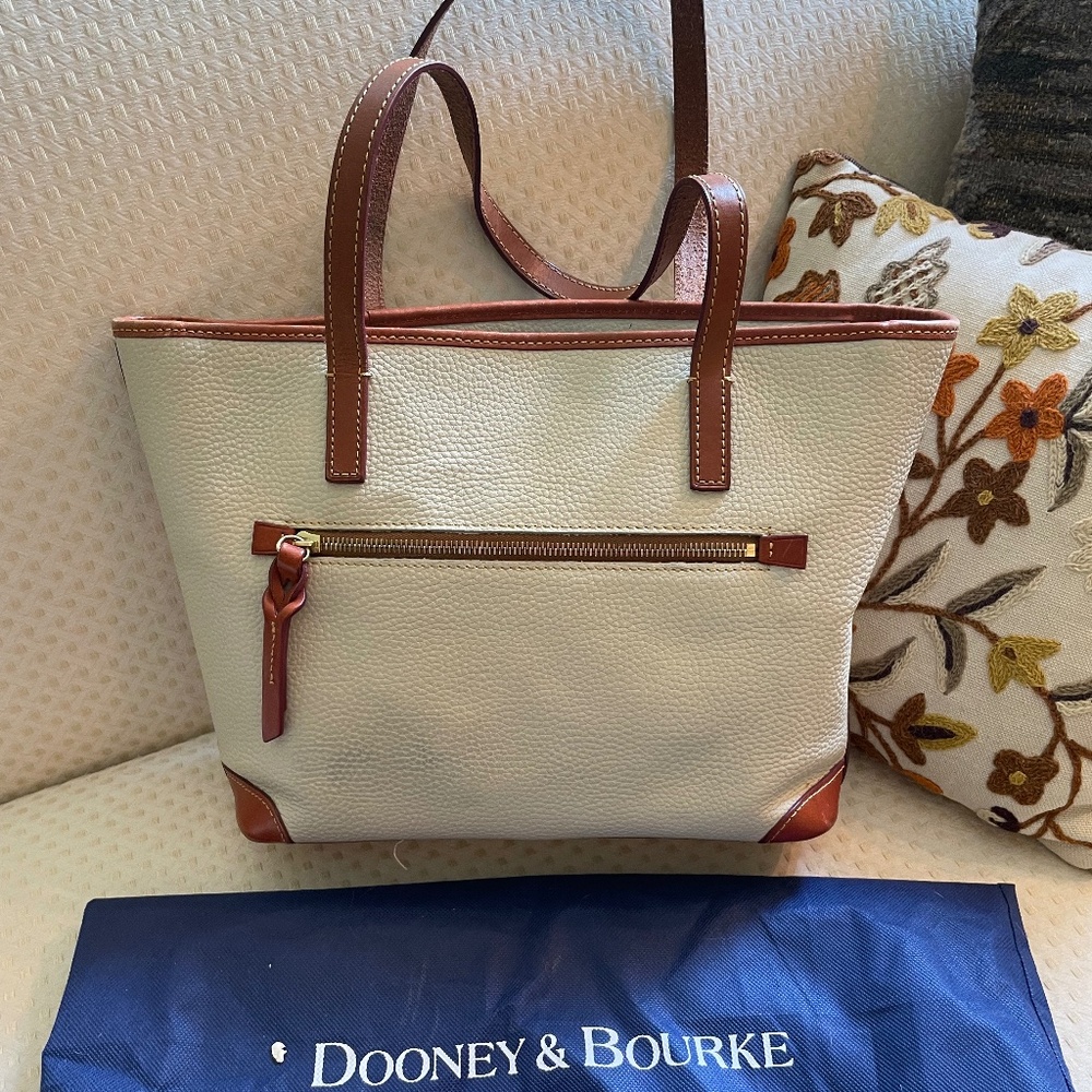 Dooney & Bourke Pebbled Leather Tote Bag - Picture 10 of 11